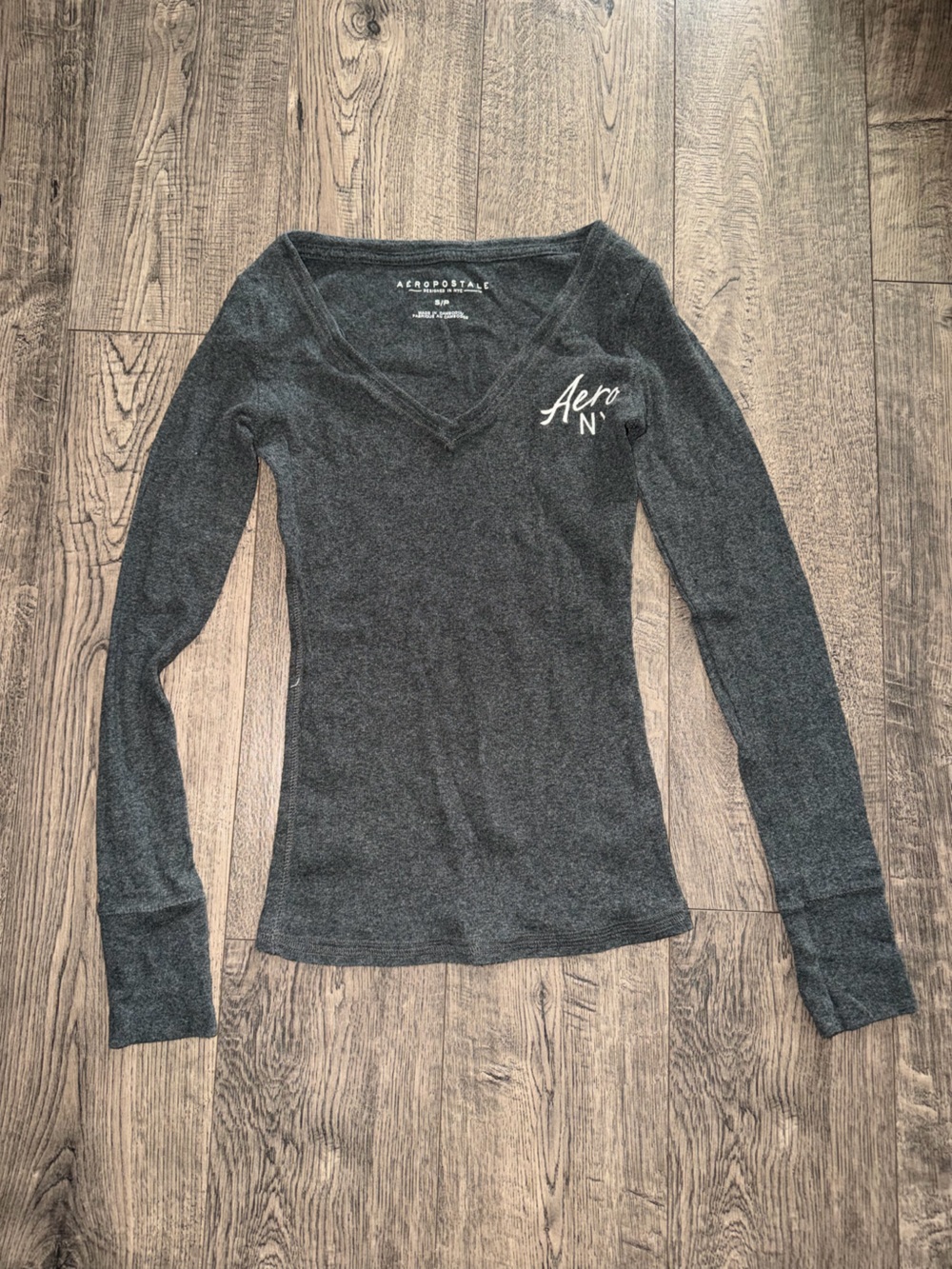 Aeropostale Heather Charcoal V-Neck Long Sleeve Top